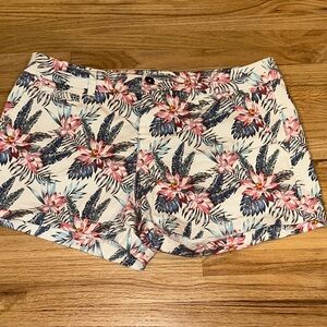 Market & Spruce Tropical Floral Women's Shorts